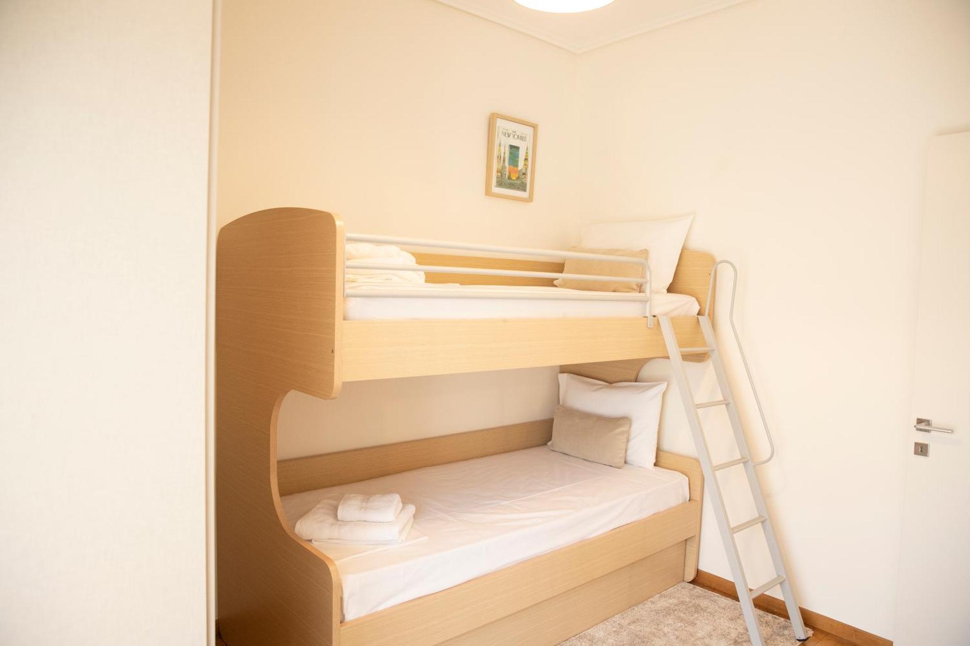 Spacious Glyfada Golf 4Br -Near Beach + Shops Atény Exteriér fotografie