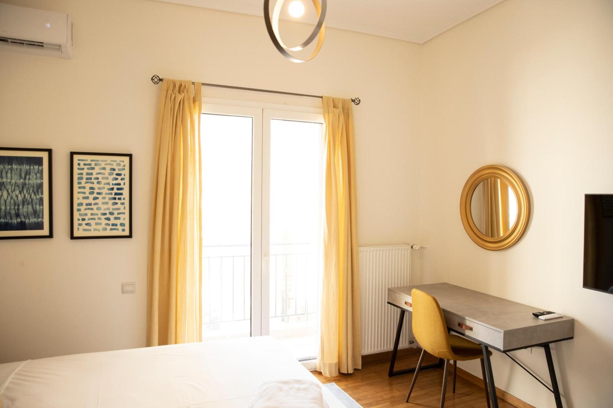 Spacious Glyfada Golf 4Br -Near Beach + Shops Atény Exteriér fotografie